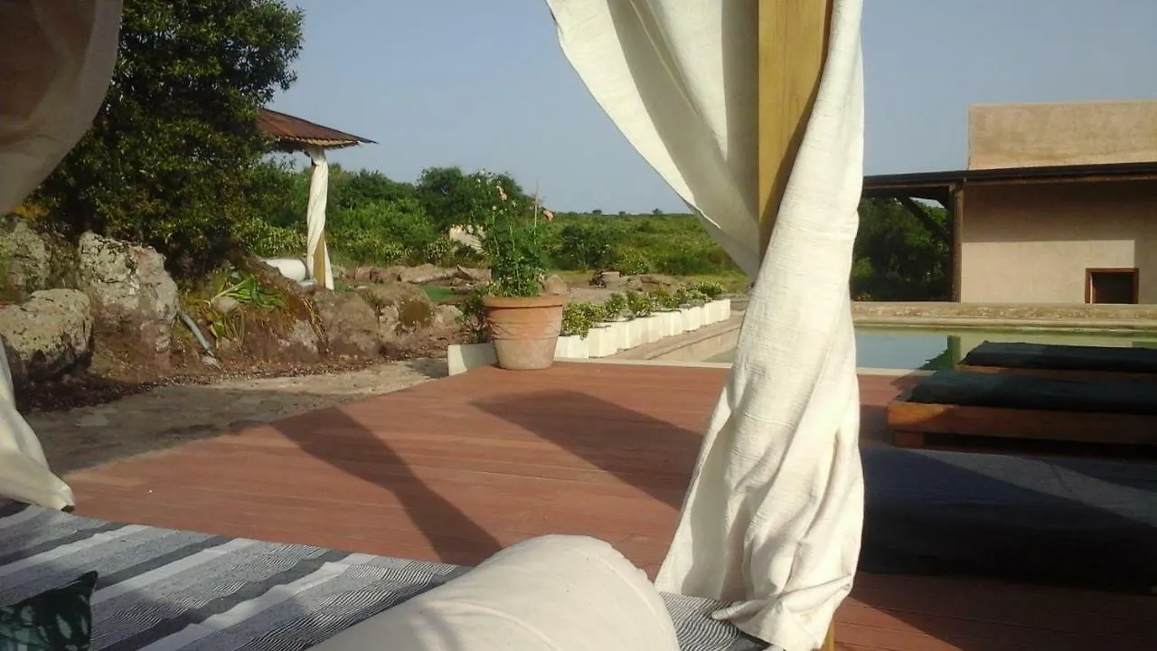 Hotel The Straw House Alghero Affittacamere